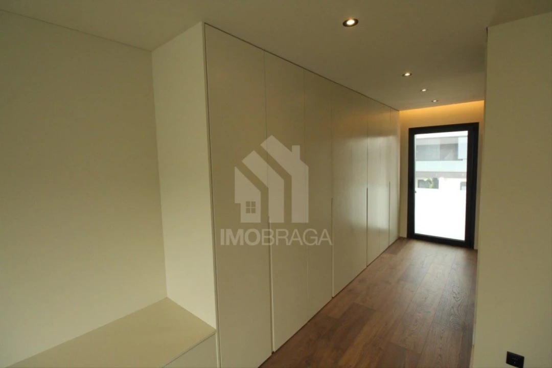 Moradia T3 para Venda em Este (São Pedro e São Mamede) Foto 14