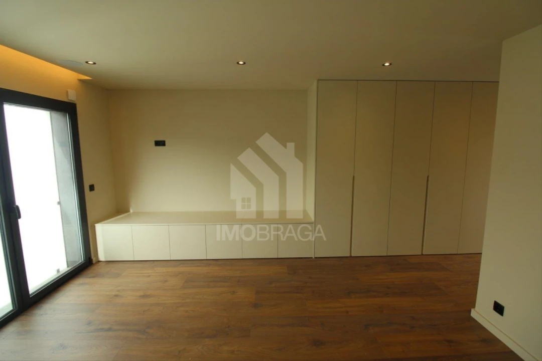 Moradia T3 para Venda em Este (São Pedro e São Mamede) Foto 19