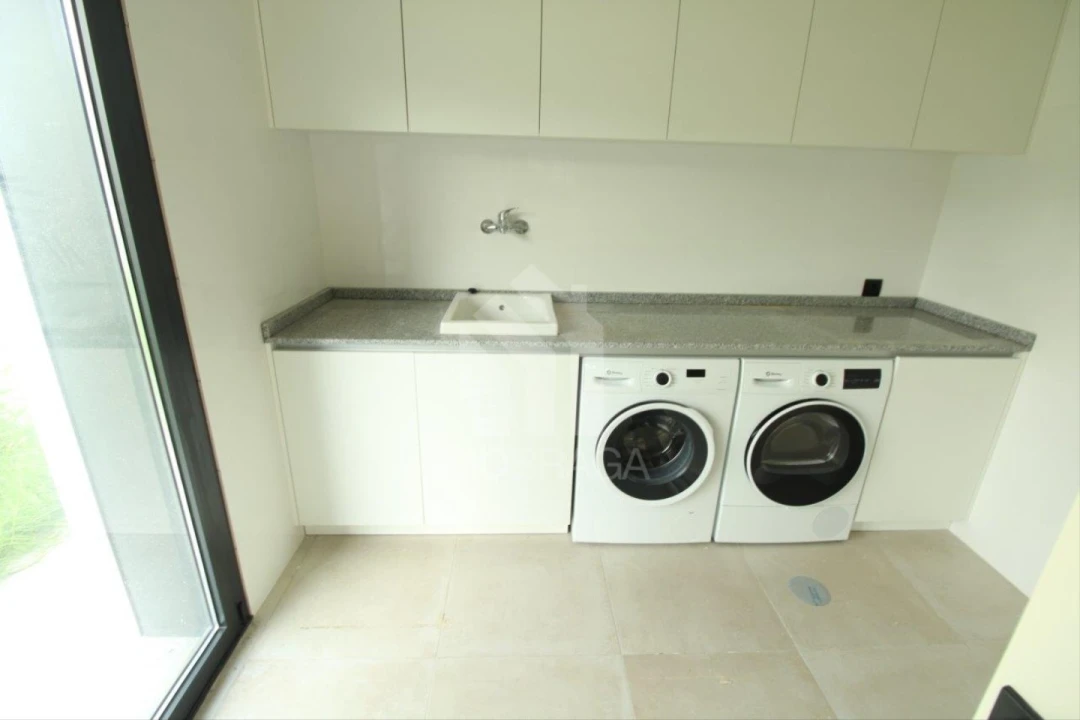 Moradia T3 para Venda em Este (São Pedro e São Mamede) Foto 37