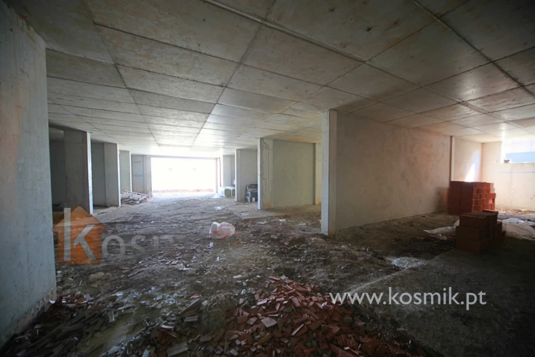 Apartamento T2 para Venda em Santo António dos Cavaleiros e Frielas Foto 61
