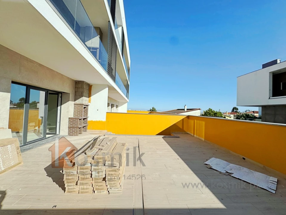 Apartamento T2 para Venda em Santo António dos Cavaleiros e Frielas Foto 1