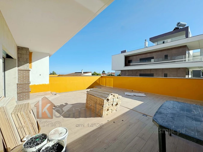 Apartamento T2 para Venda em Santo António dos Cavaleiros e Frielas Foto 32