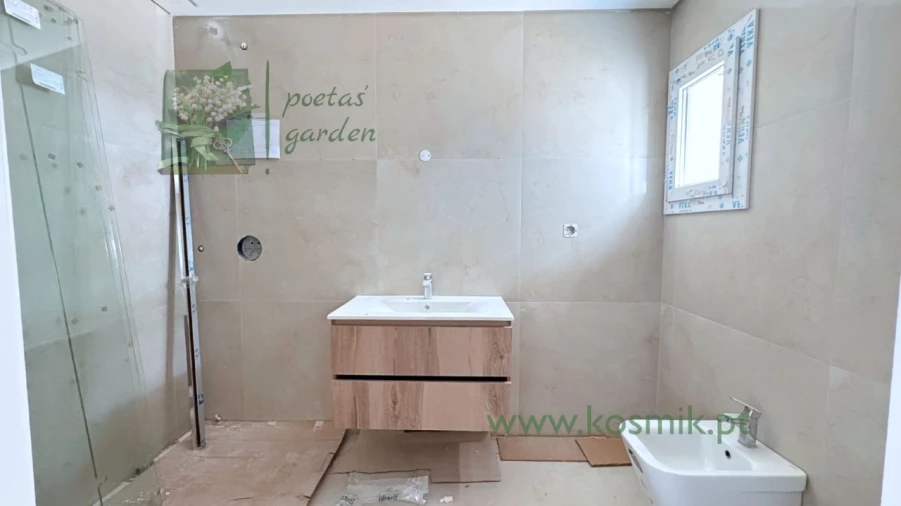 Apartamento T2 para Venda em Santo António dos Cavaleiros e Frielas Foto 10