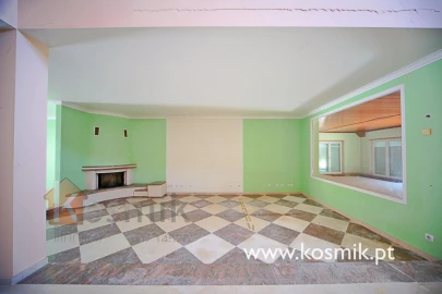 Moradia T8 para Venda em Bucelas