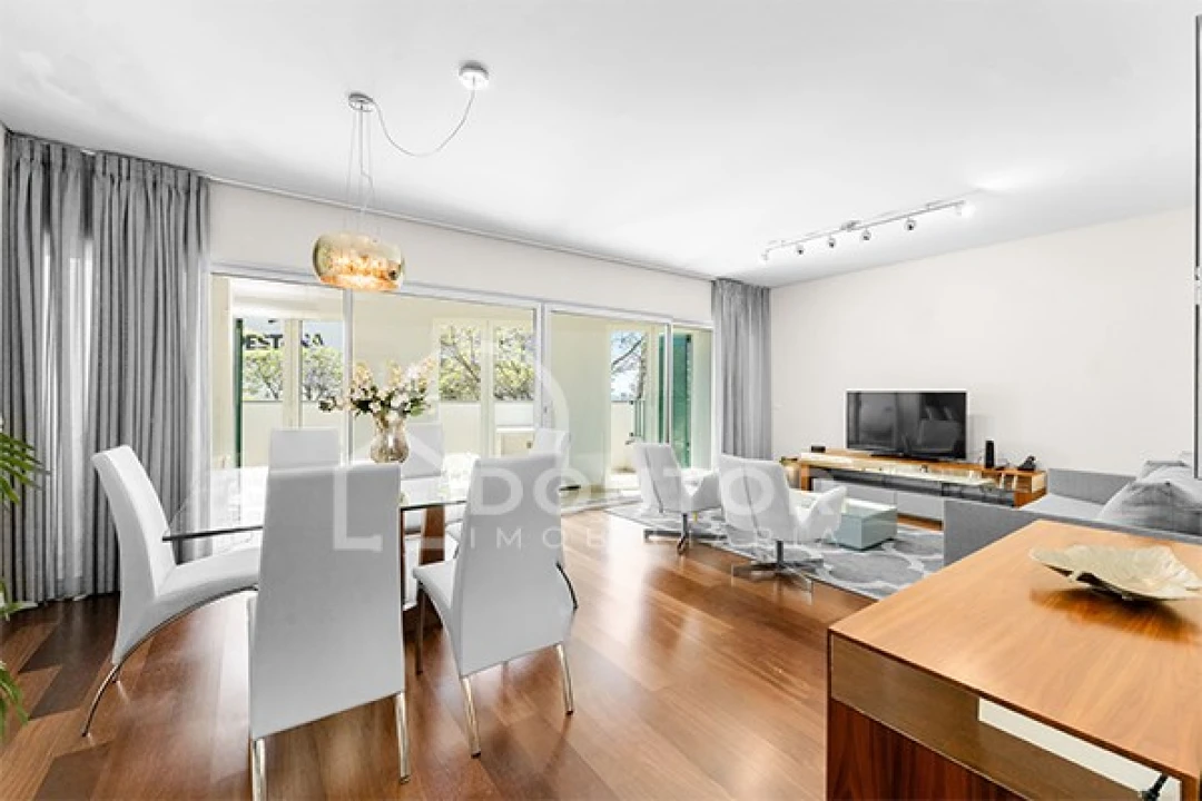 Apartamento T2 para Arrendamento em Funchal (Se) Foto 6