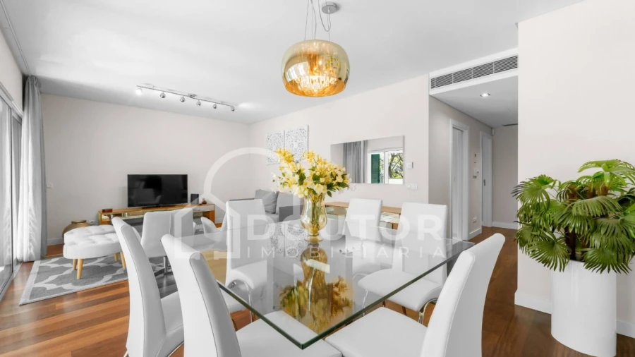 Apartamento T2 para Arrendamento em Funchal (Se)