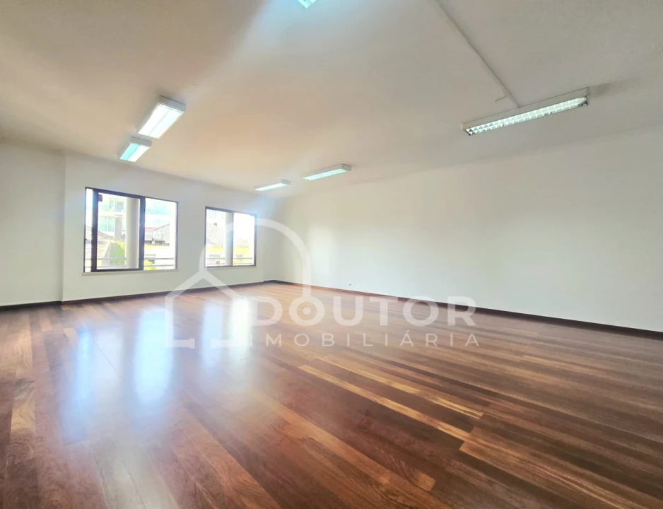 Escritório para Arrendamento em Funchal (Se) Foto 5