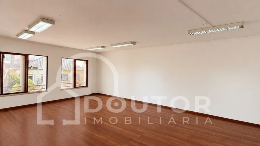 Escritório para Arrendamento em Funchal (Se)