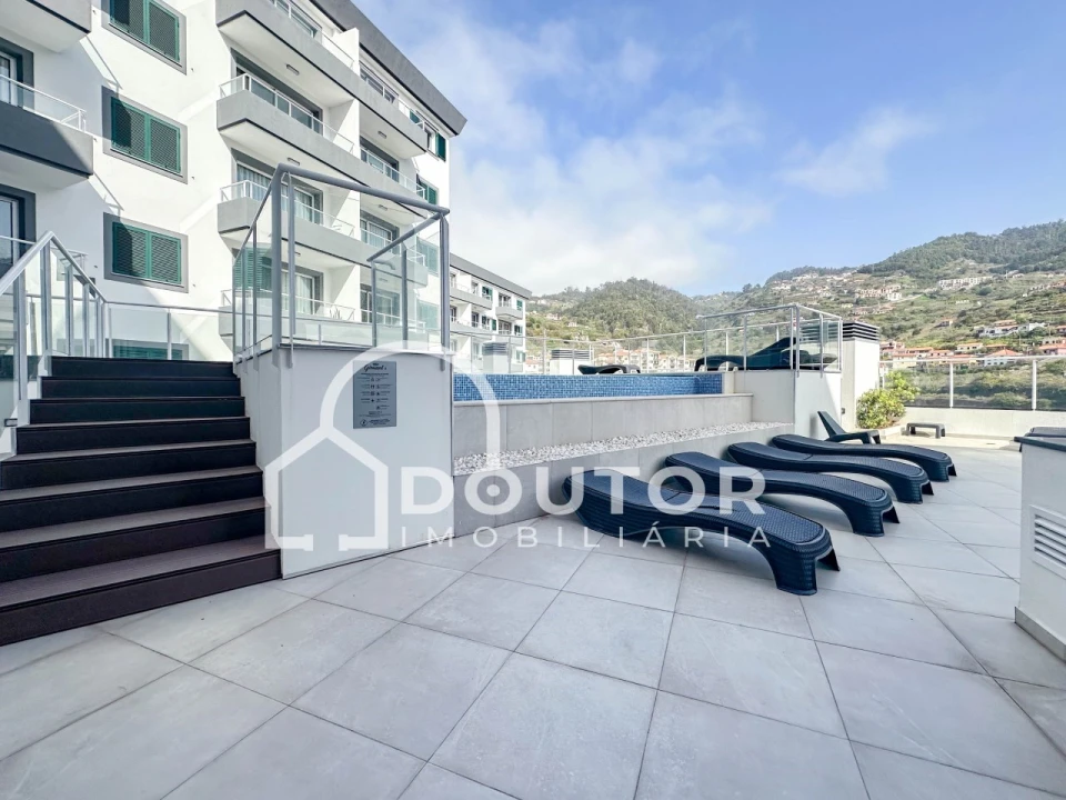 Apartamento T2 para Venda em Caniço Foto 4
