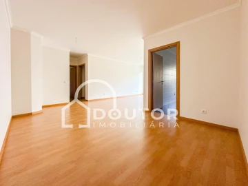 Apartamento T2 para Venda em Caniço