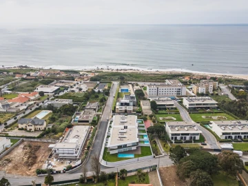Moradia T4 para Venda em Madalena