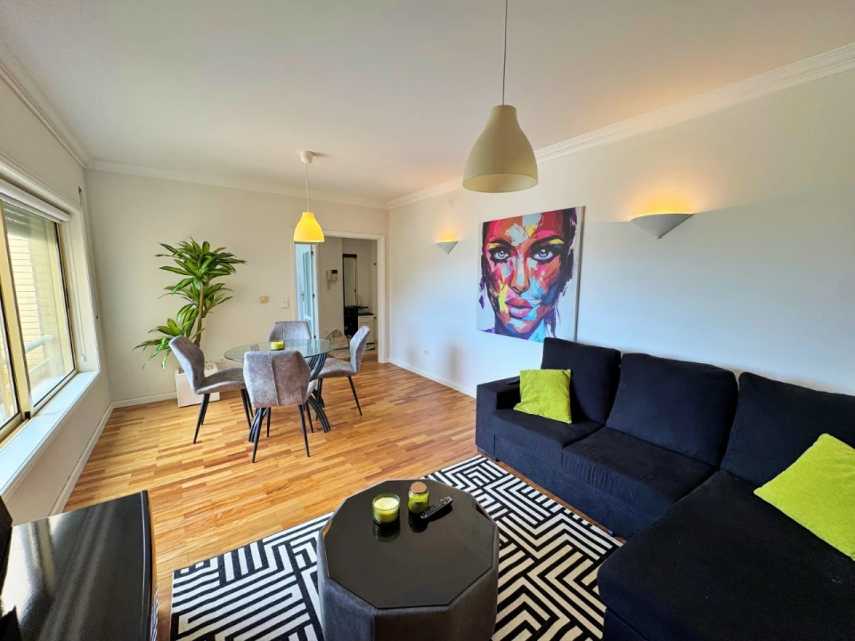 Apartamento T1 para Venda em Labruge Foto 2
