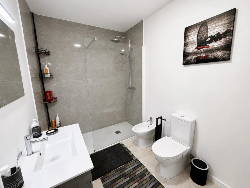 Apartamento T1 para Venda em Labruge Foto 15