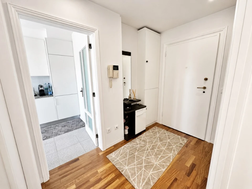 Apartamento T1 para Venda em Labruge Foto 19
