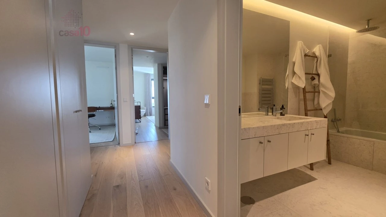 Apartamento T2 para Venda em Parque das Nações Foto 10