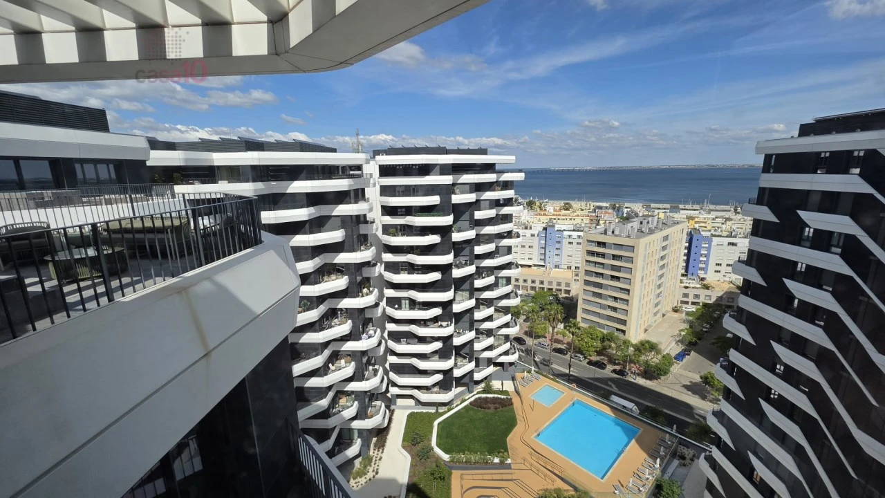 Apartamento T2 para Venda em Parque das Nações Foto 28