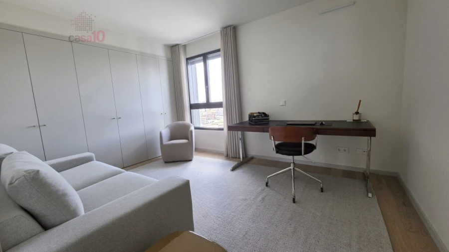 Apartamento T2 para Venda em Parque das Nações Foto 12