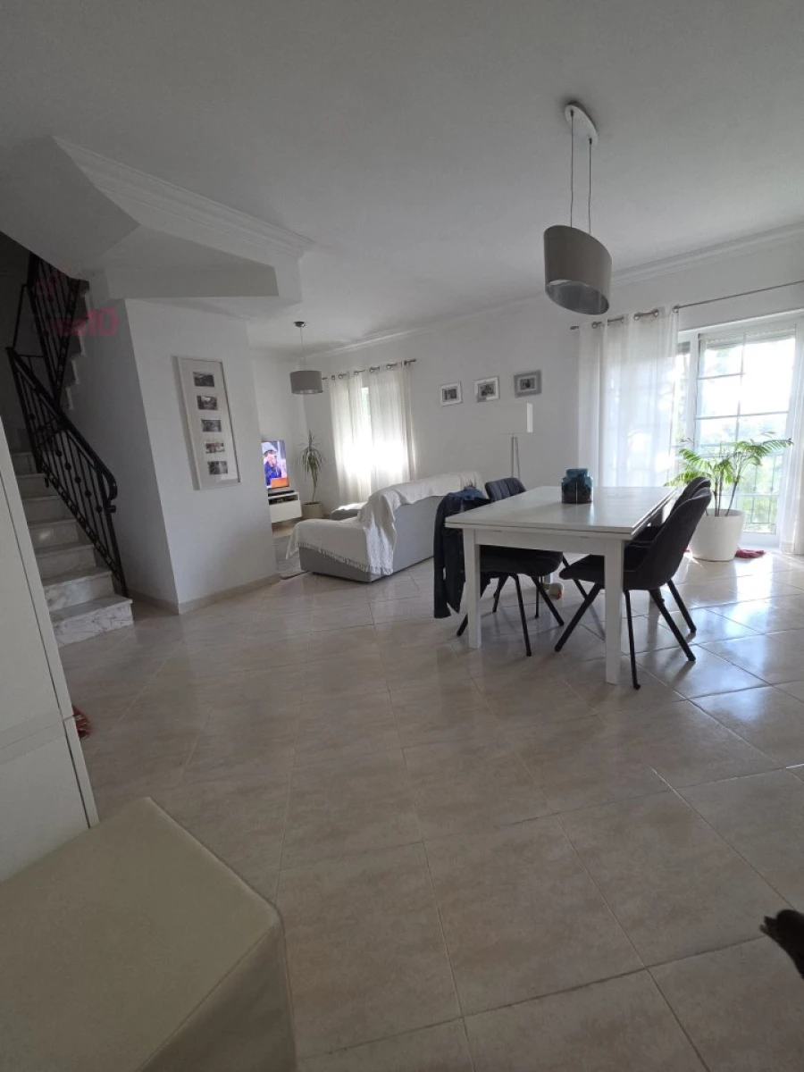 Apartamento T4 para Venda em Almancil Foto 5