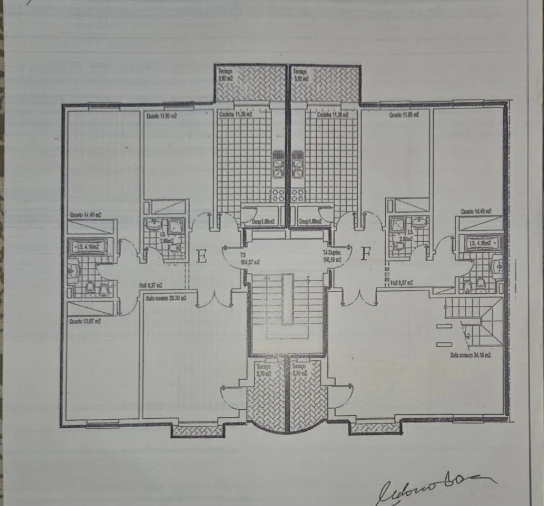 Apartamento T4 para Venda em Almancil Planta 1
