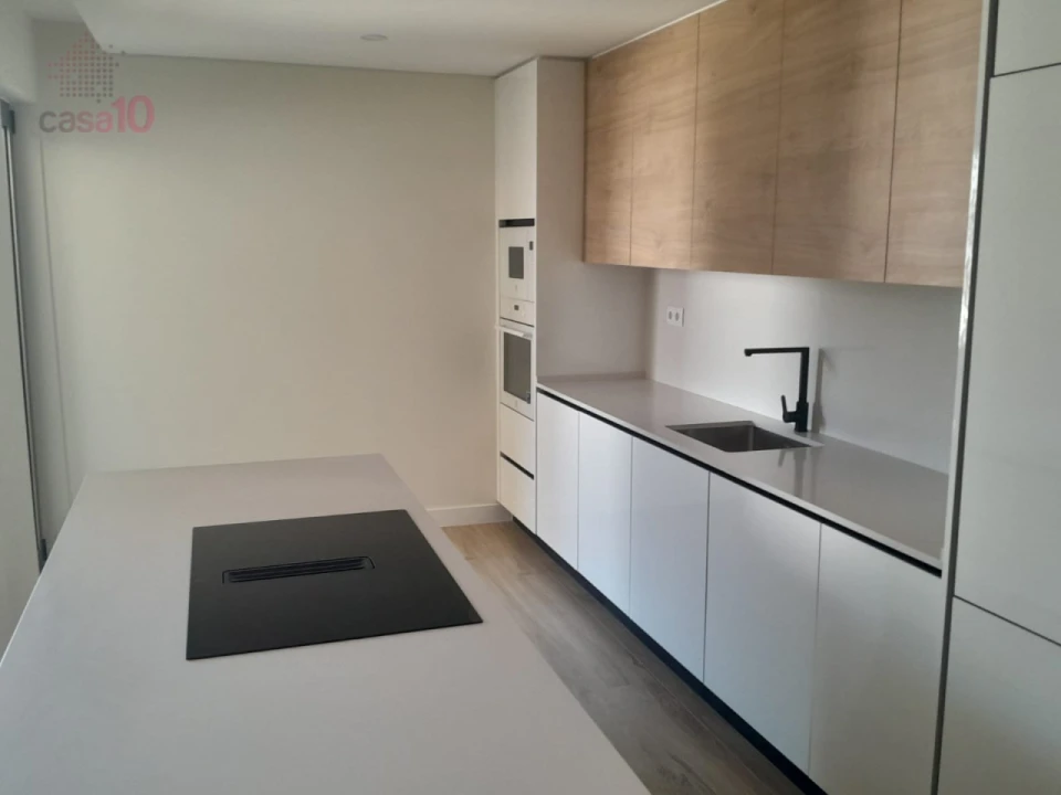 Apartamento T4 para Venda em Almancil Foto 1