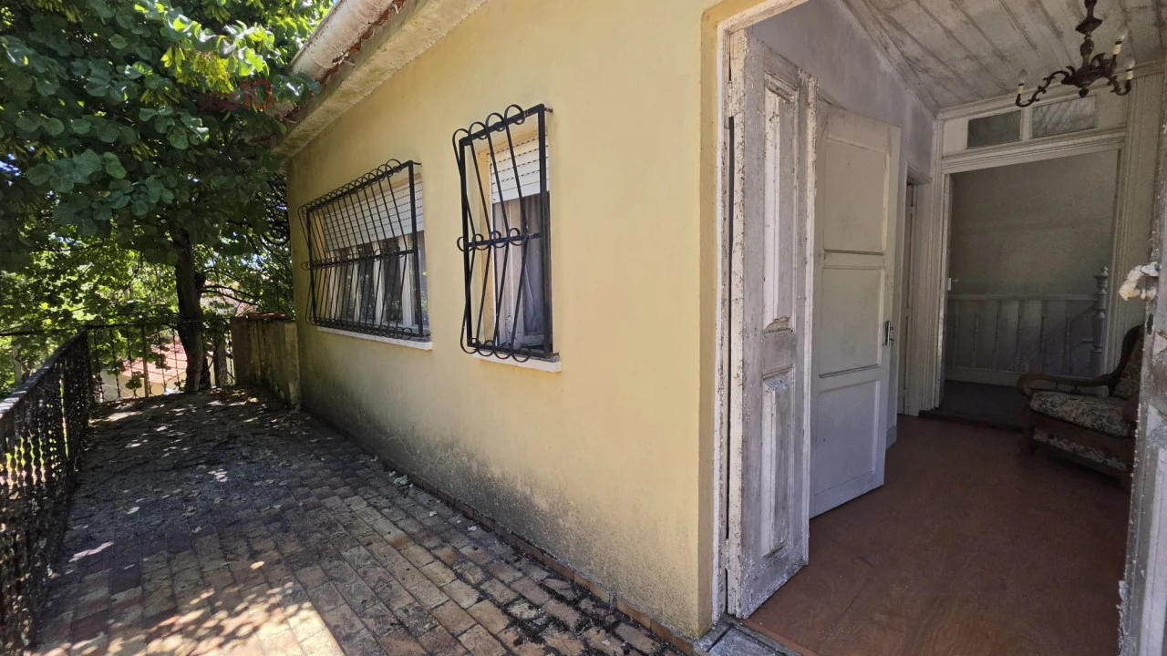 Moradia T6 para Venda em Castro Daire Foto 28