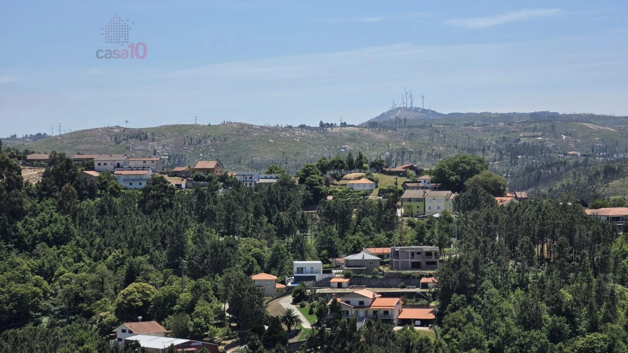 Moradia T6 para Venda em Castro Daire Foto 58
