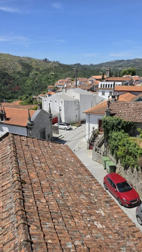 Moradia T6 para Venda em Castro Daire