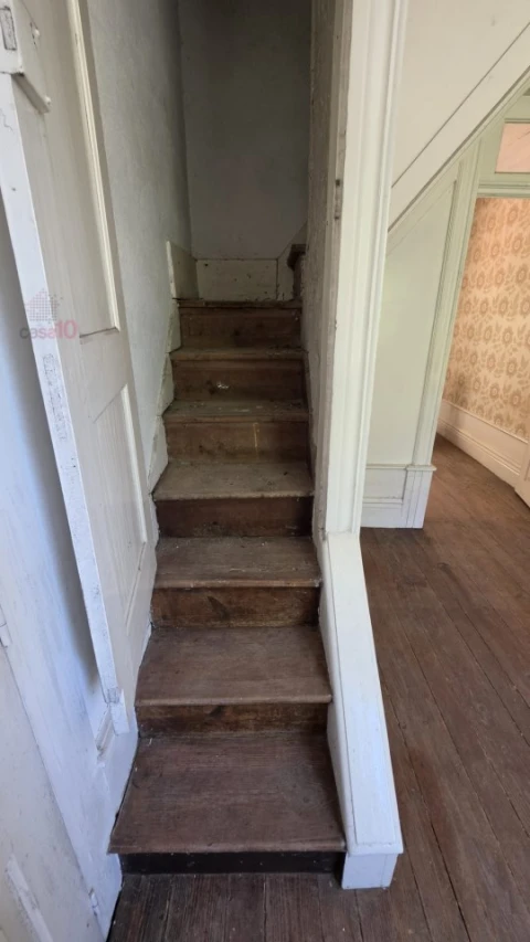 Moradia T6 para Venda em Castro Daire