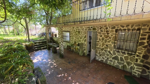 Moradia T6 para Venda em Castro Daire