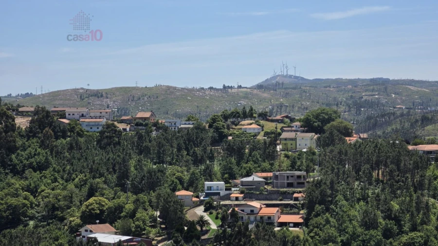 Moradia T6 para Venda em Castro Daire Foto 58