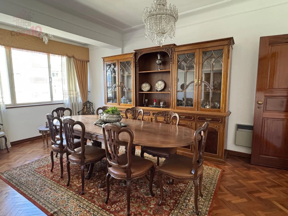 Apartamento T3 para Arrendamento em Lumiar Foto 7