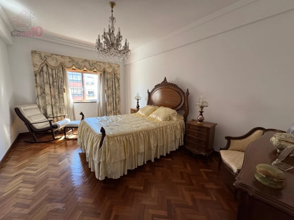 Apartamento T3 para Arrendamento em Lumiar Foto 13