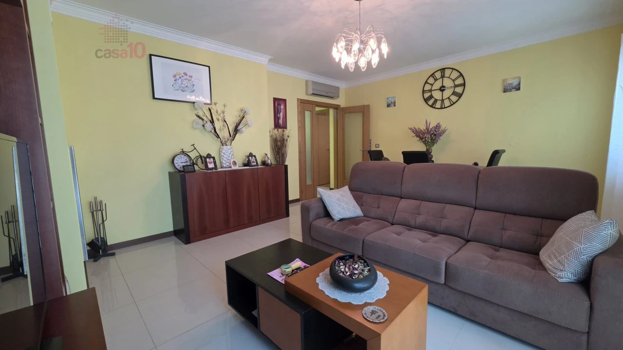Apartamento T3 para Venda em Alcochete Foto 2