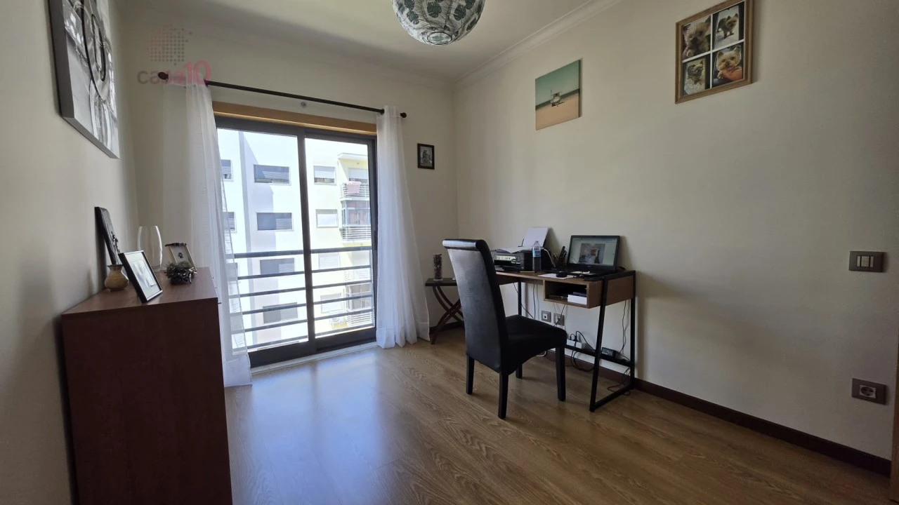 Apartamento T3 para Venda em Alcochete Foto 11