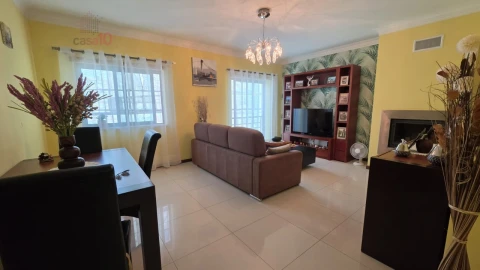 Apartamento T3 para Venda em Alcochete