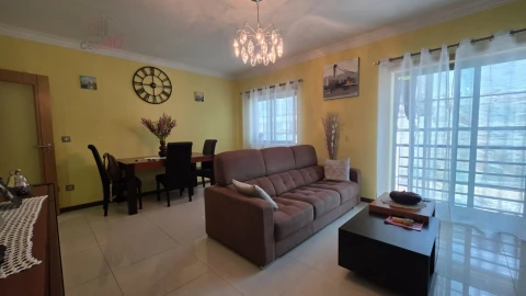 Apartamento T3 para Venda em Alcochete