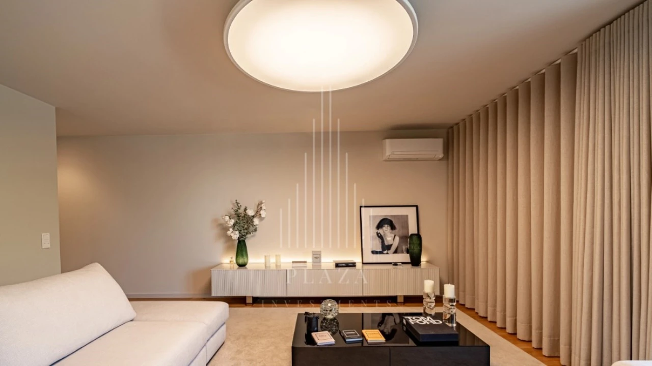 Apartamento T4 para Venda em Santa Marinha e São Pedro da Afurada Foto 8