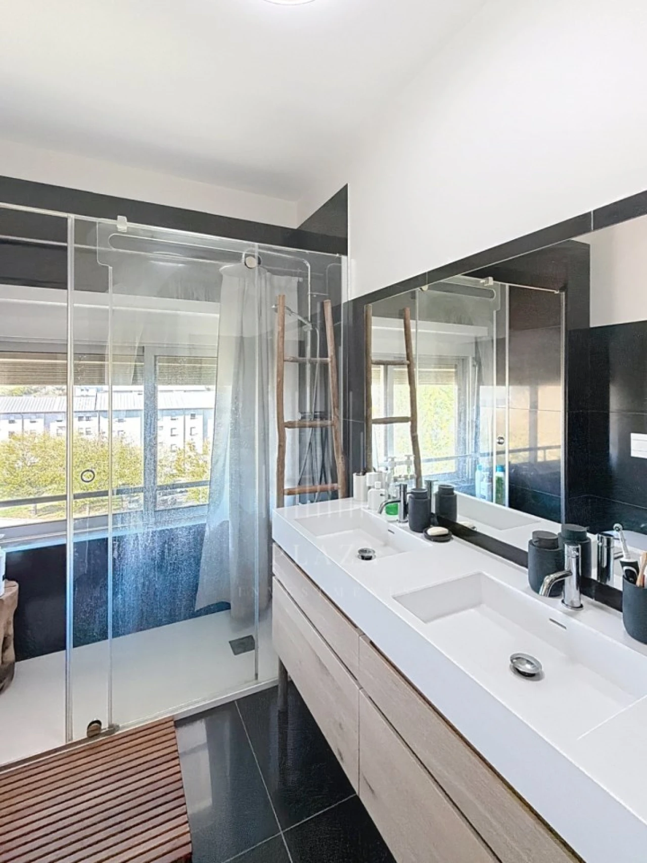 Apartamento T4 para Venda em Lordelo do Ouro e Massarelos Foto 17