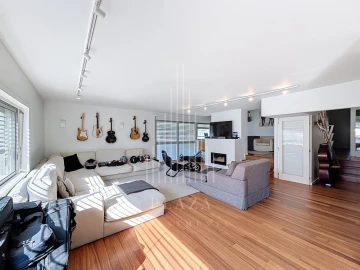 Apartamento T4 para Venda em Lordelo do Ouro e Massarelos