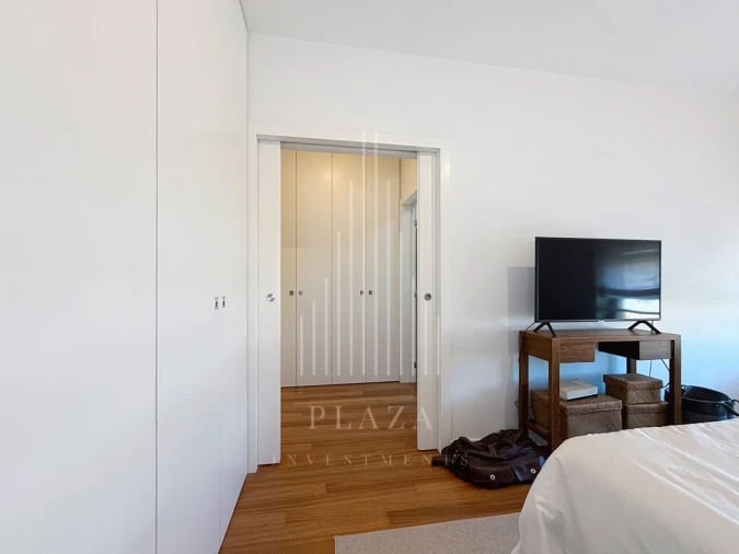 Apartamento T4 para Venda em Lordelo do Ouro e Massarelos Foto 13