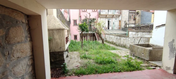 Prédio para Venda em Lordelo do Ouro e Massarelos
