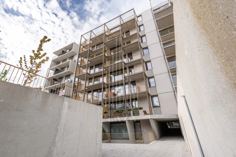 Apartamento T4 para Venda em Bonfim Foto 25