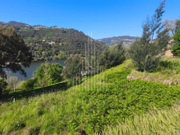 Moradia T3 para Venda em Sande e São Lourenço
