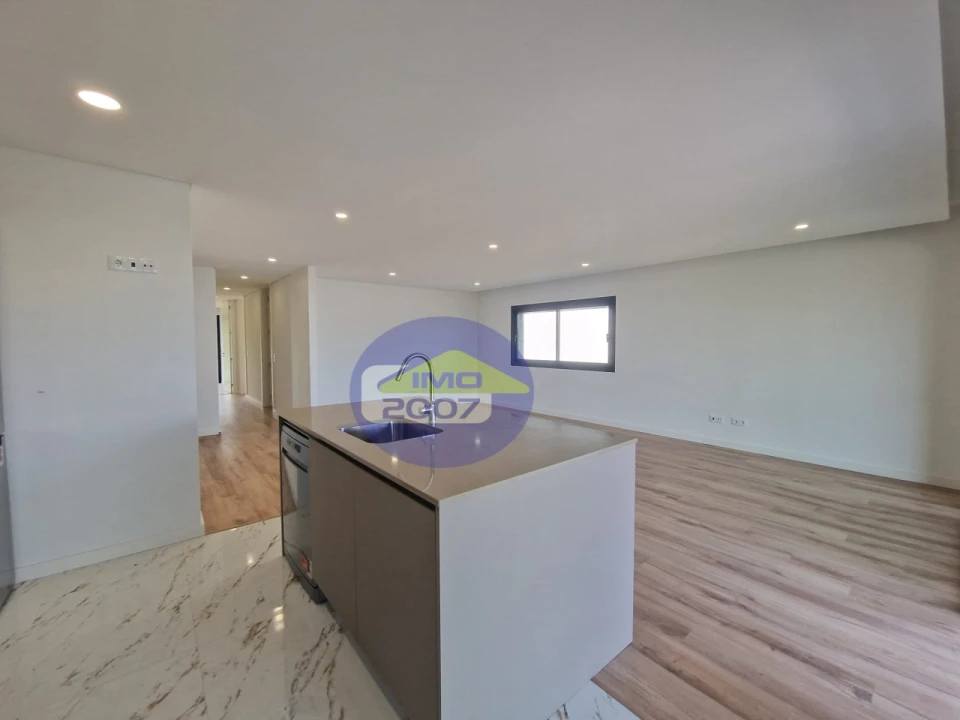 Apartamento T2 para Venda em Santa Maria da Feira, Travanca, Sanfins e Espargo Foto 4