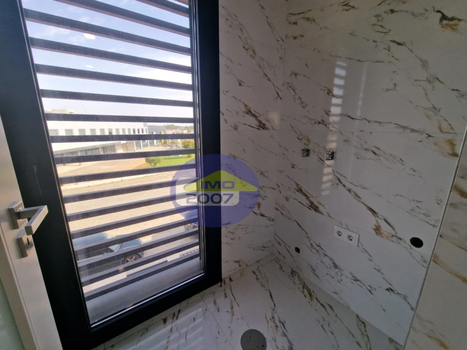 Apartamento T2 para Venda em Santa Maria da Feira, Travanca, Sanfins e Espargo Foto 5