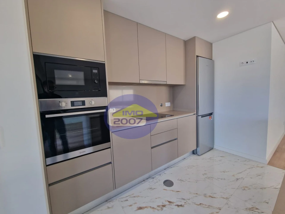 Apartamento T2 para Venda em Santa Maria da Feira, Travanca, Sanfins e Espargo Foto 6
