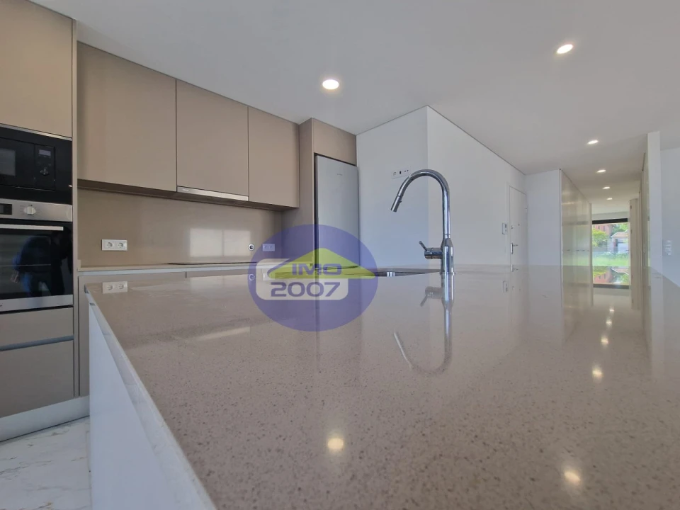 Apartamento T2 para Venda em Santa Maria da Feira, Travanca, Sanfins e Espargo Foto 7
