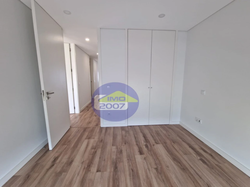 Apartamento T2 para Venda em Santa Maria da Feira, Travanca, Sanfins e Espargo Foto 14