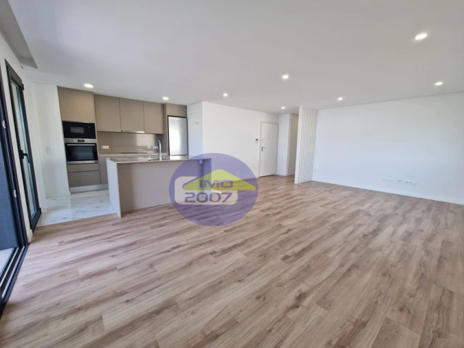 Apartamento T2 para Venda em Santa Maria da Feira, Travanca, Sanfins e Espargo Foto 8