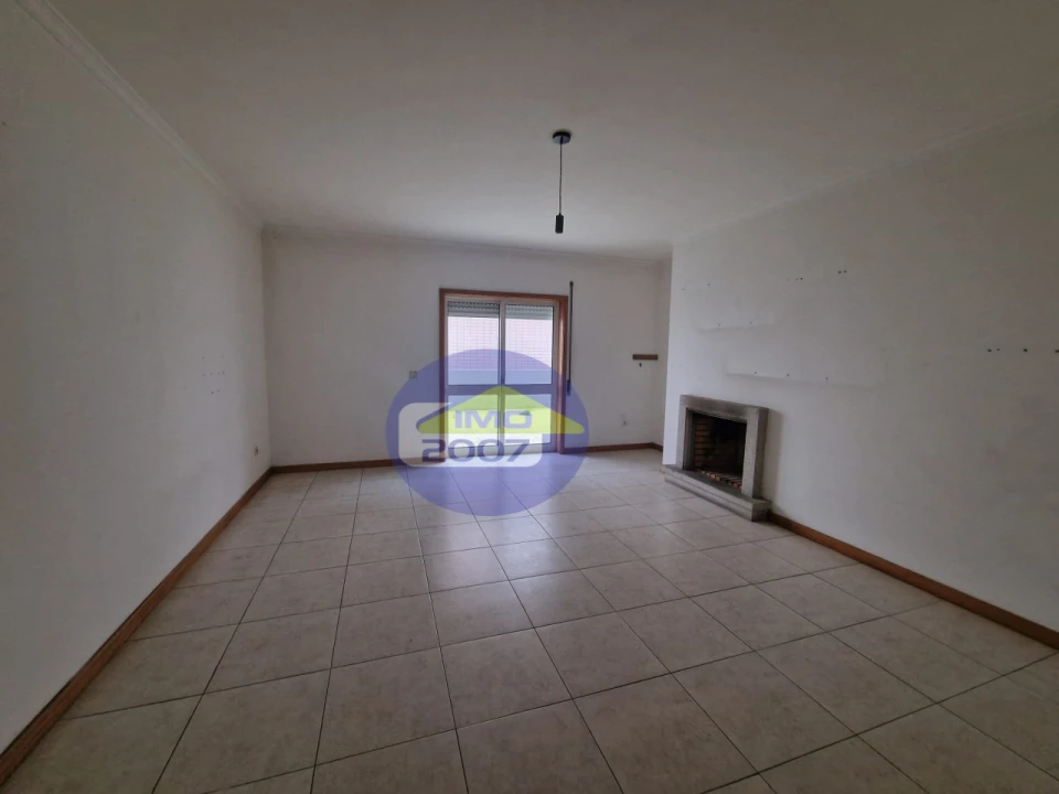 Apartamento T3 para Venda em O. Azeméis, Riba-Ul, Ul, Macinhata Seixa, Madail Foto 4